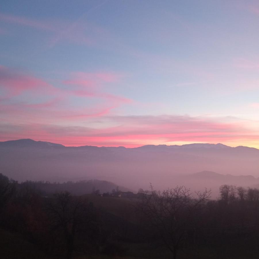 Bed and Breakfast Casale Monte Valestra Bebbio Esterno foto