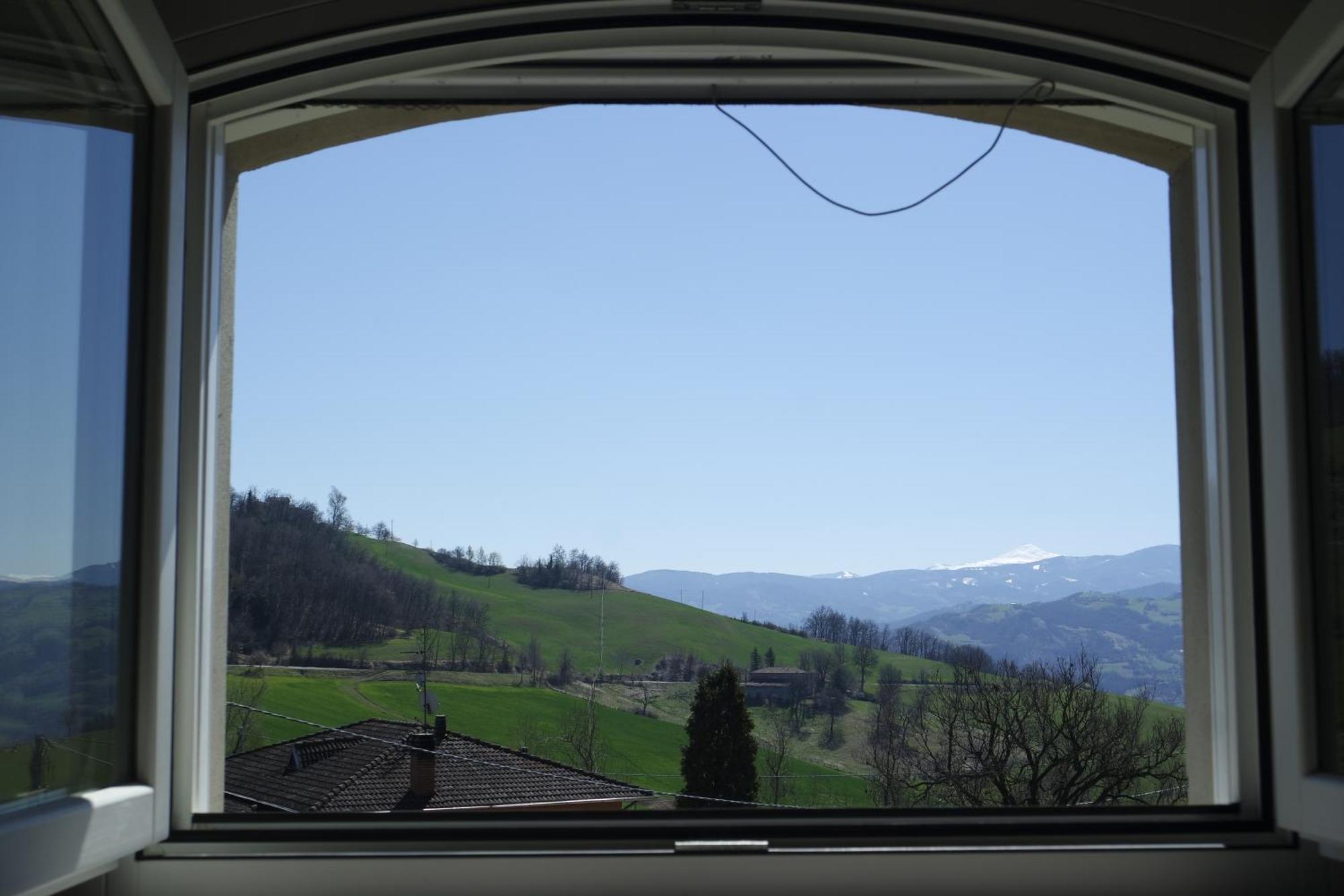 Bed and Breakfast Casale Monte Valestra Bebbio Esterno foto